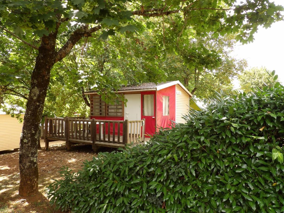 Thitome Hotel Limeuil Bagian luar foto